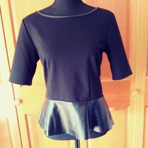 Willi Smith black top with faux leather trim sz 8